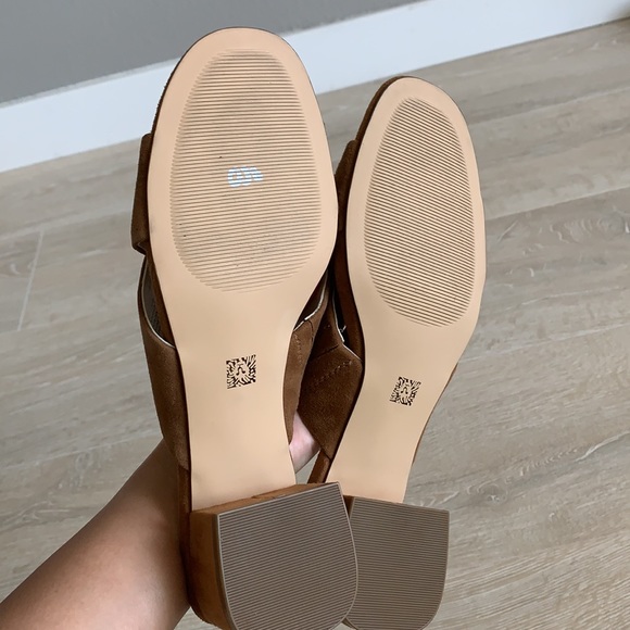 Anne Klein Aksansa Block Heel - Picture 5 of 6